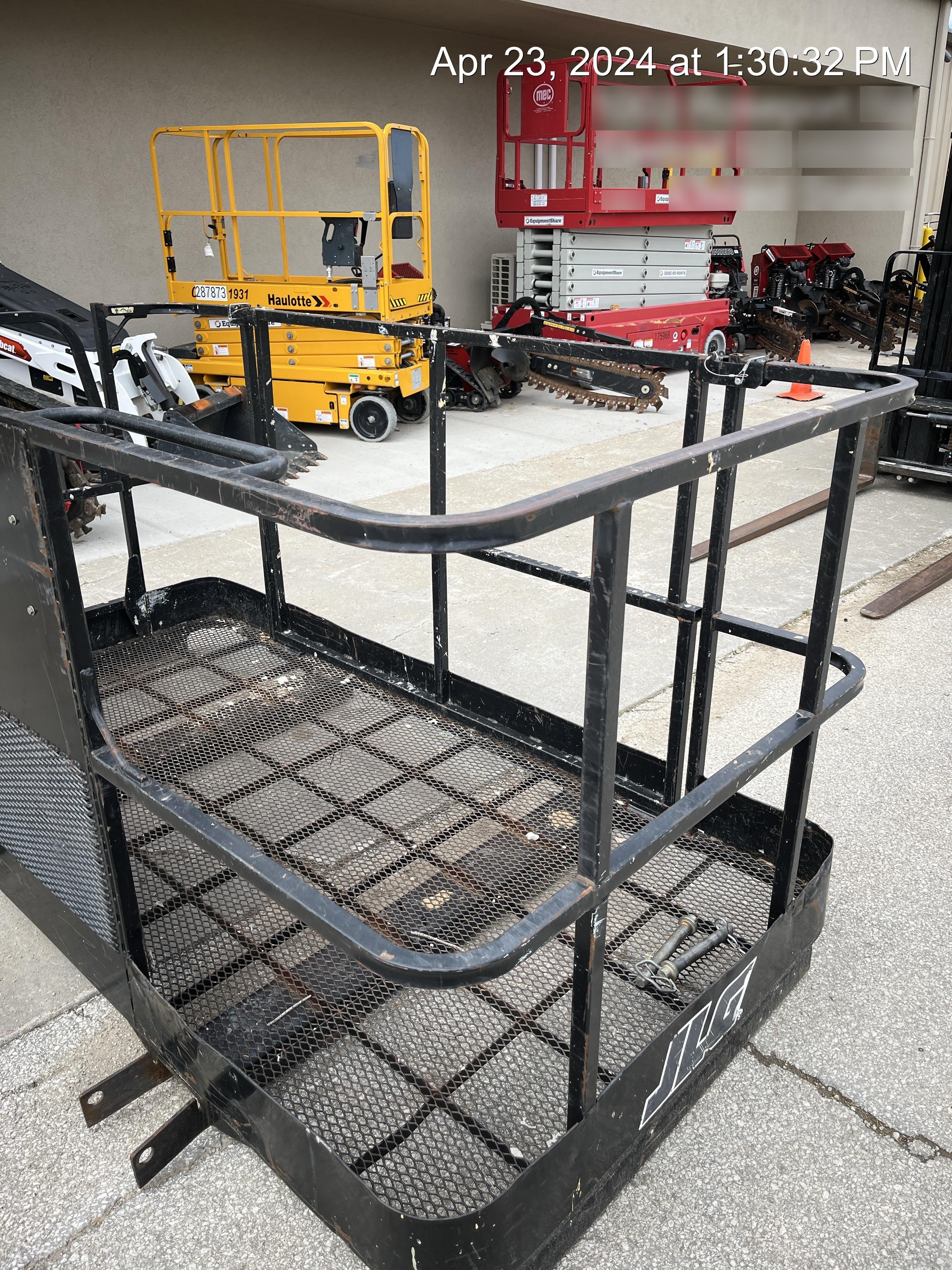 2016 JLG Work Platform, Fork Mounted