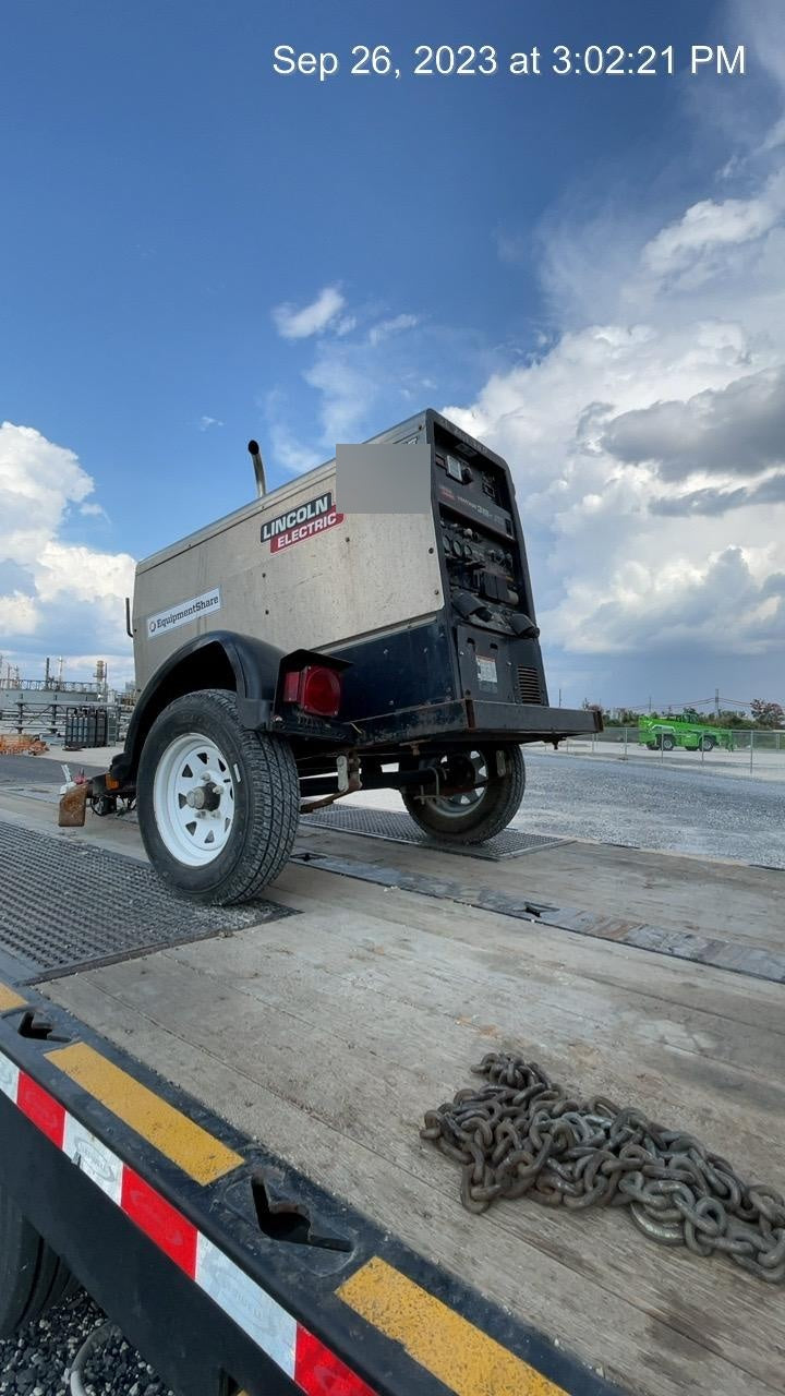 2019 Lincoln Electric Vantage 322 Ready-Pak 3, Two Wheel Trailer, Fender and Light Kit, Cable Rack