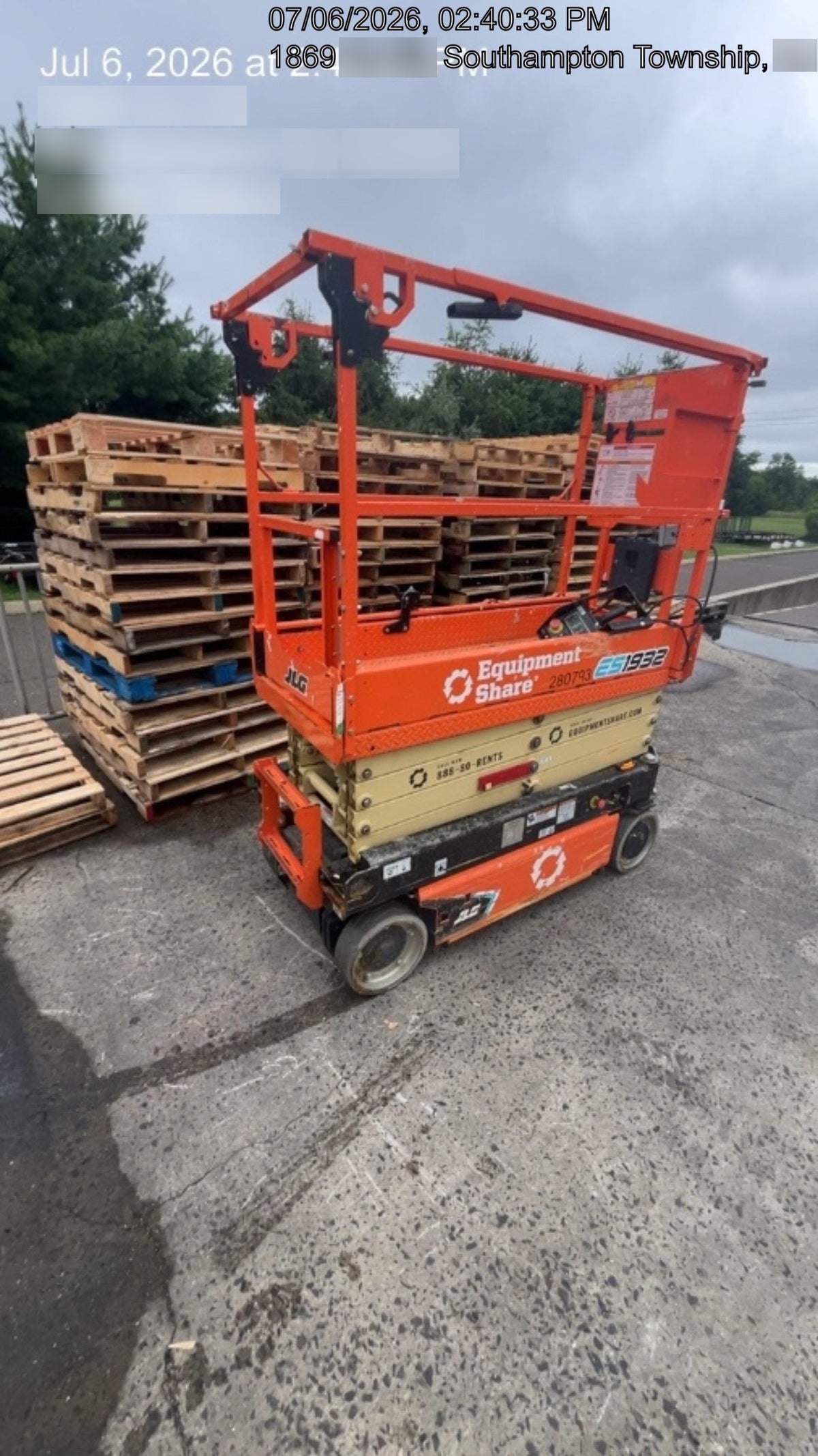 2022 JLG ES1932