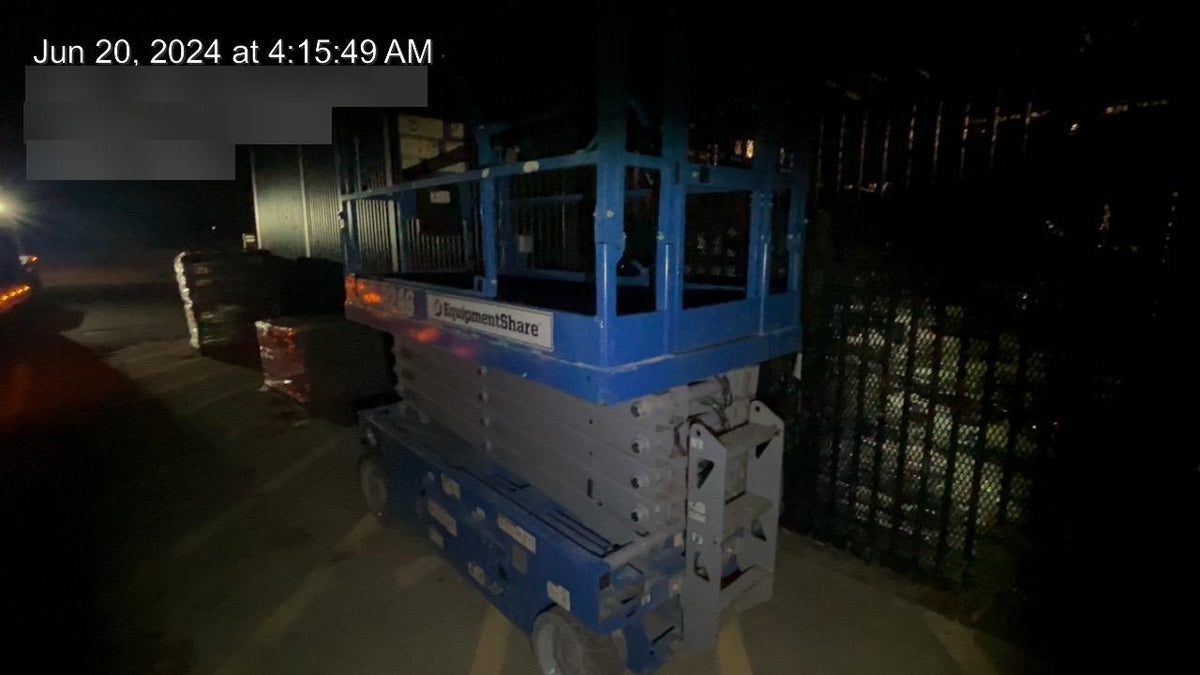 2021 GENIE GS-3246