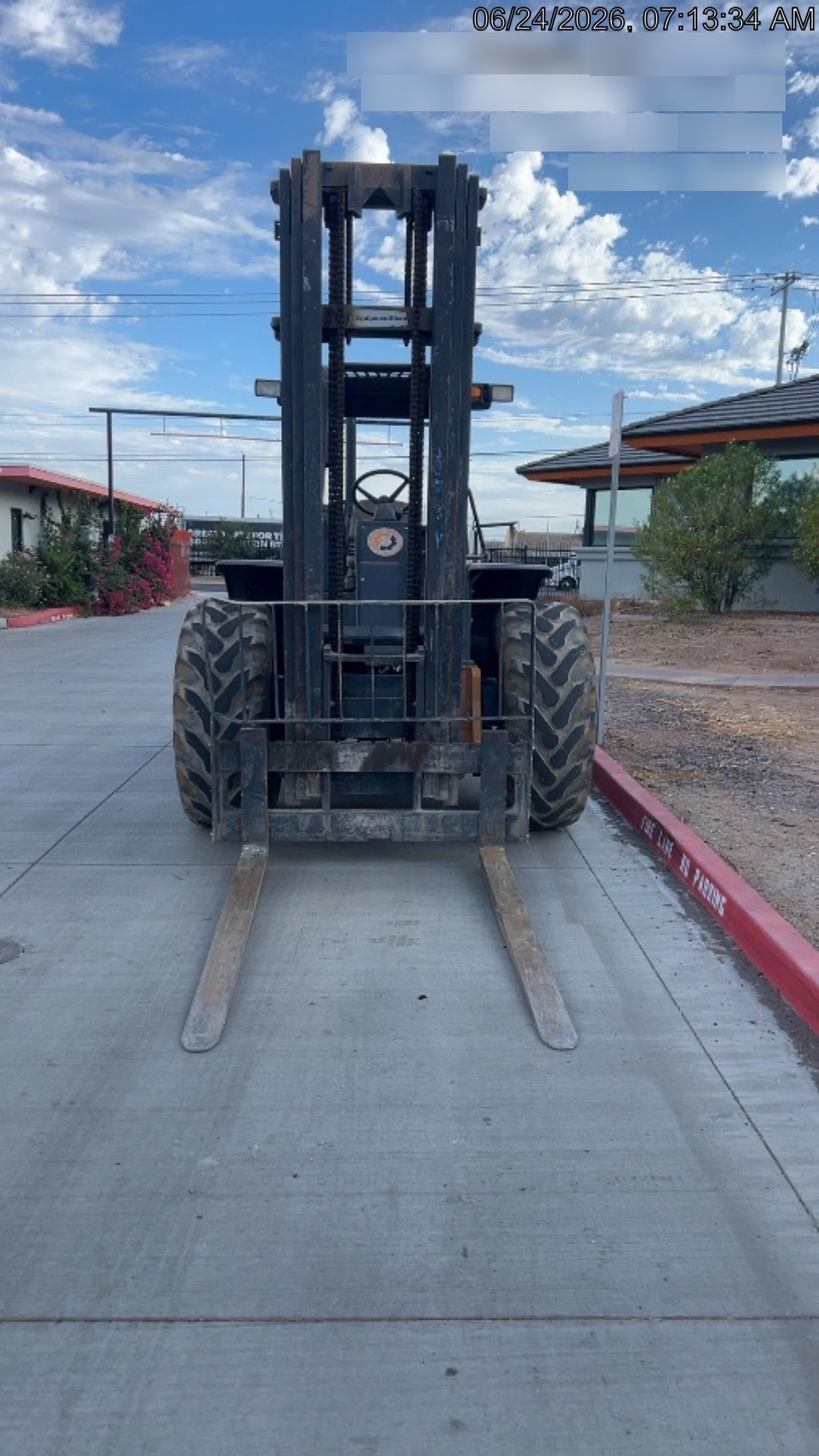 2021 CASE 588H
