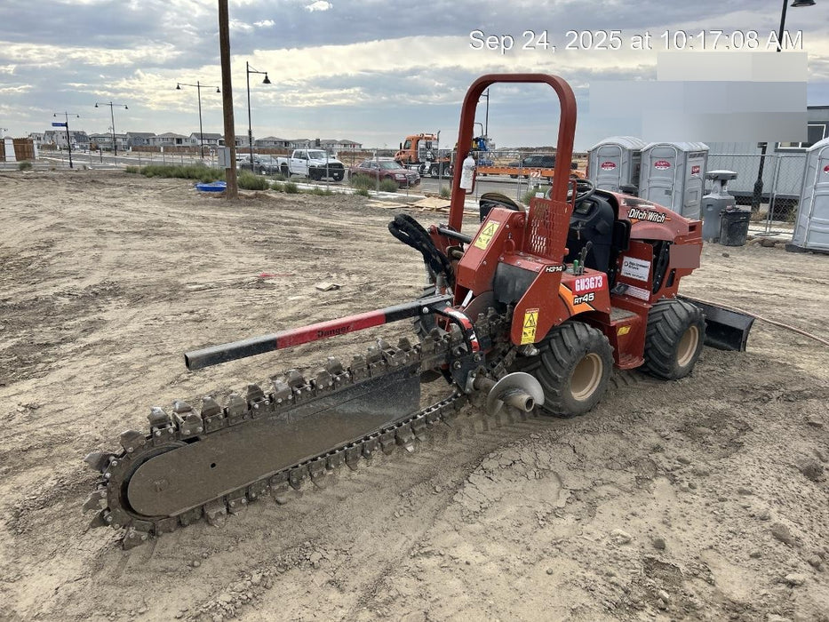 2019 DITCH WITCH RT45A