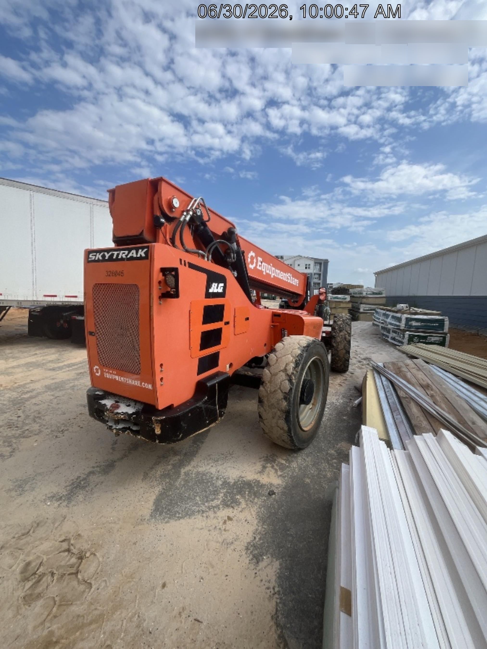 2023 SKYTRAK 8042