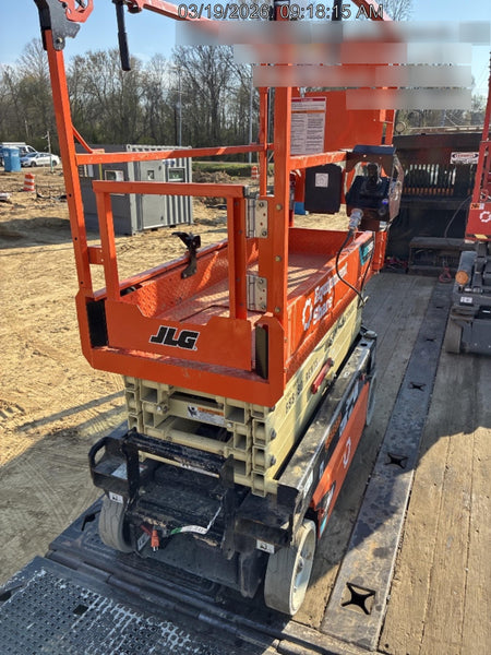 2025 JLG ES1932