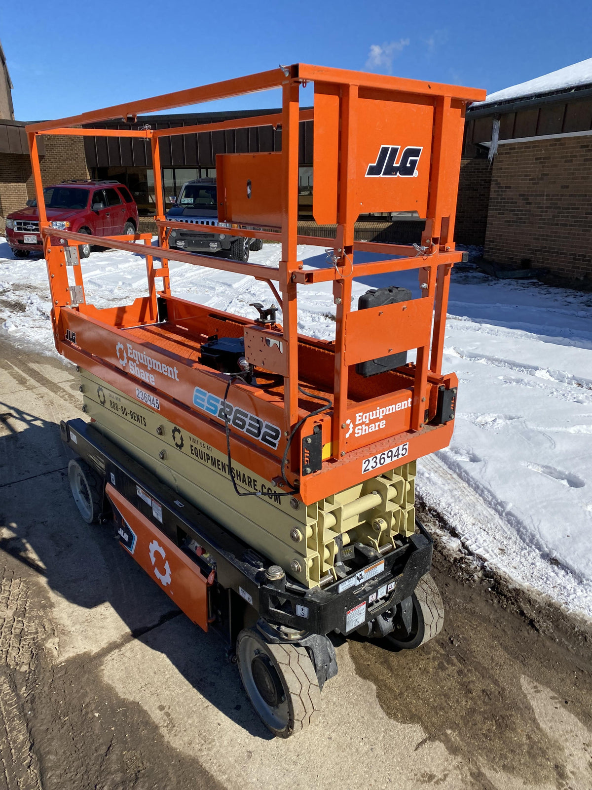 2022 JLG ES2632