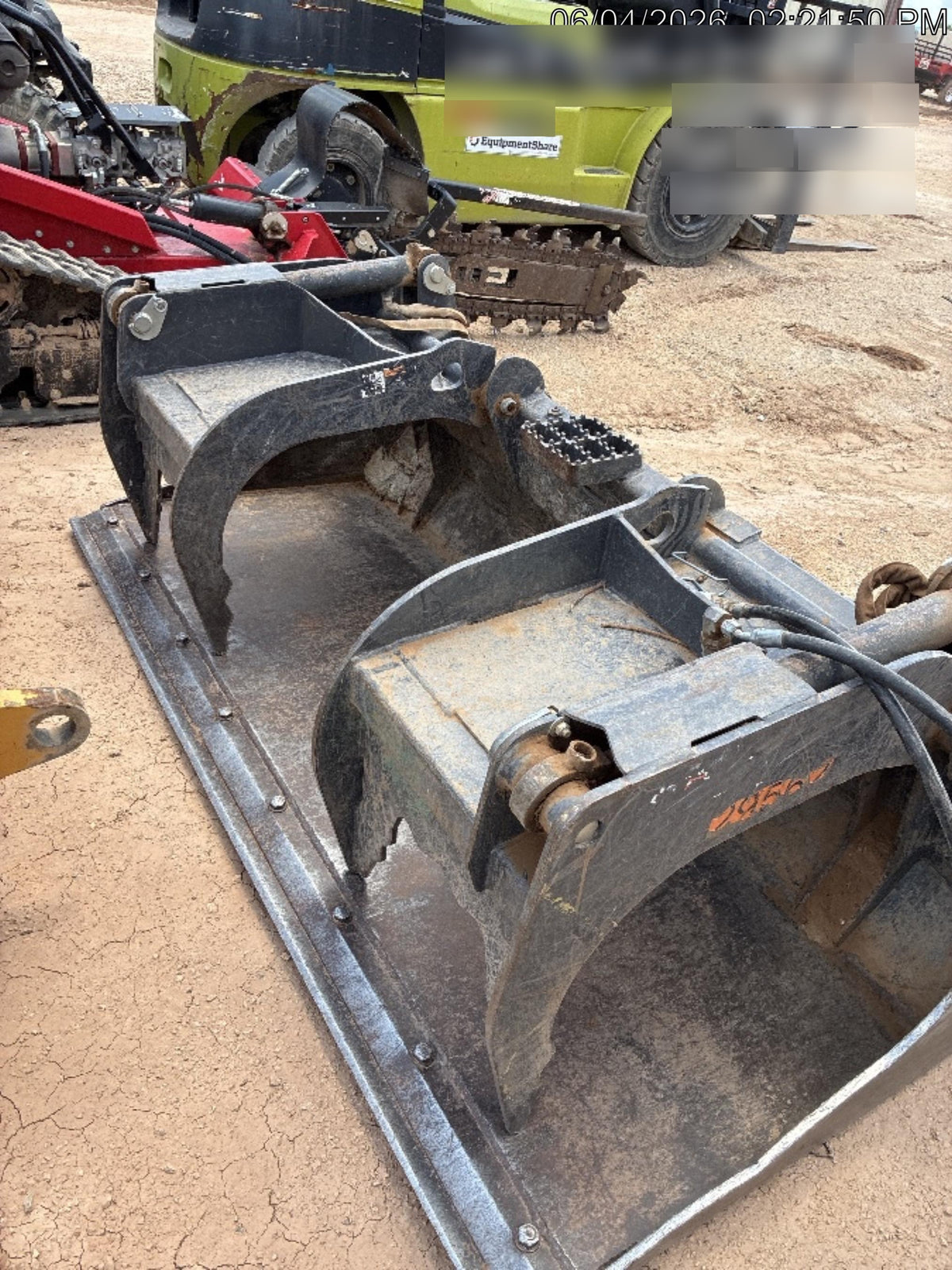 2019 PALADIN 76" Scrap Grapple Bucket - Paladin