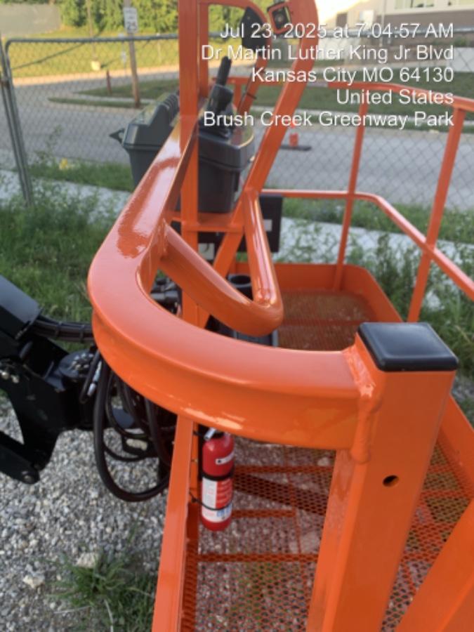 2025 JLG 660SJ