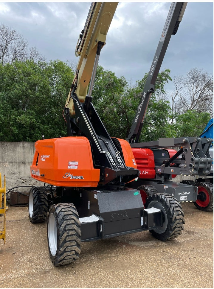2024 JLG 660SJ