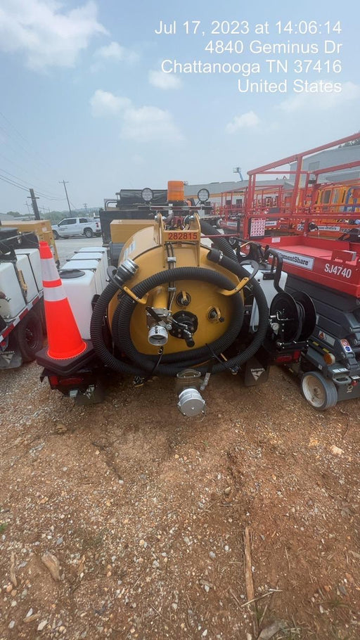 2022 Vac-Tron LP573XDT T4 Koehler Diesel Engine, 500 Gallon Debris Tank, x2 100 Gallon Water Tanks