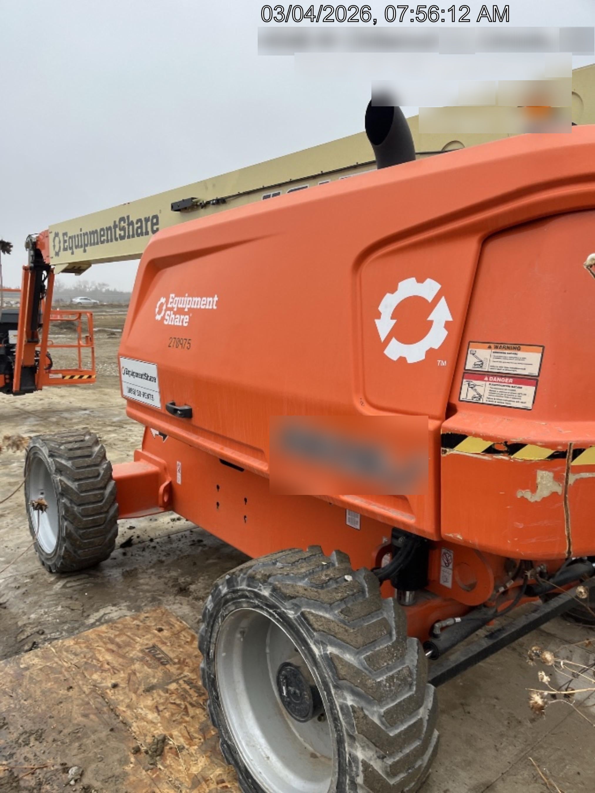2022 JLG 660SJ