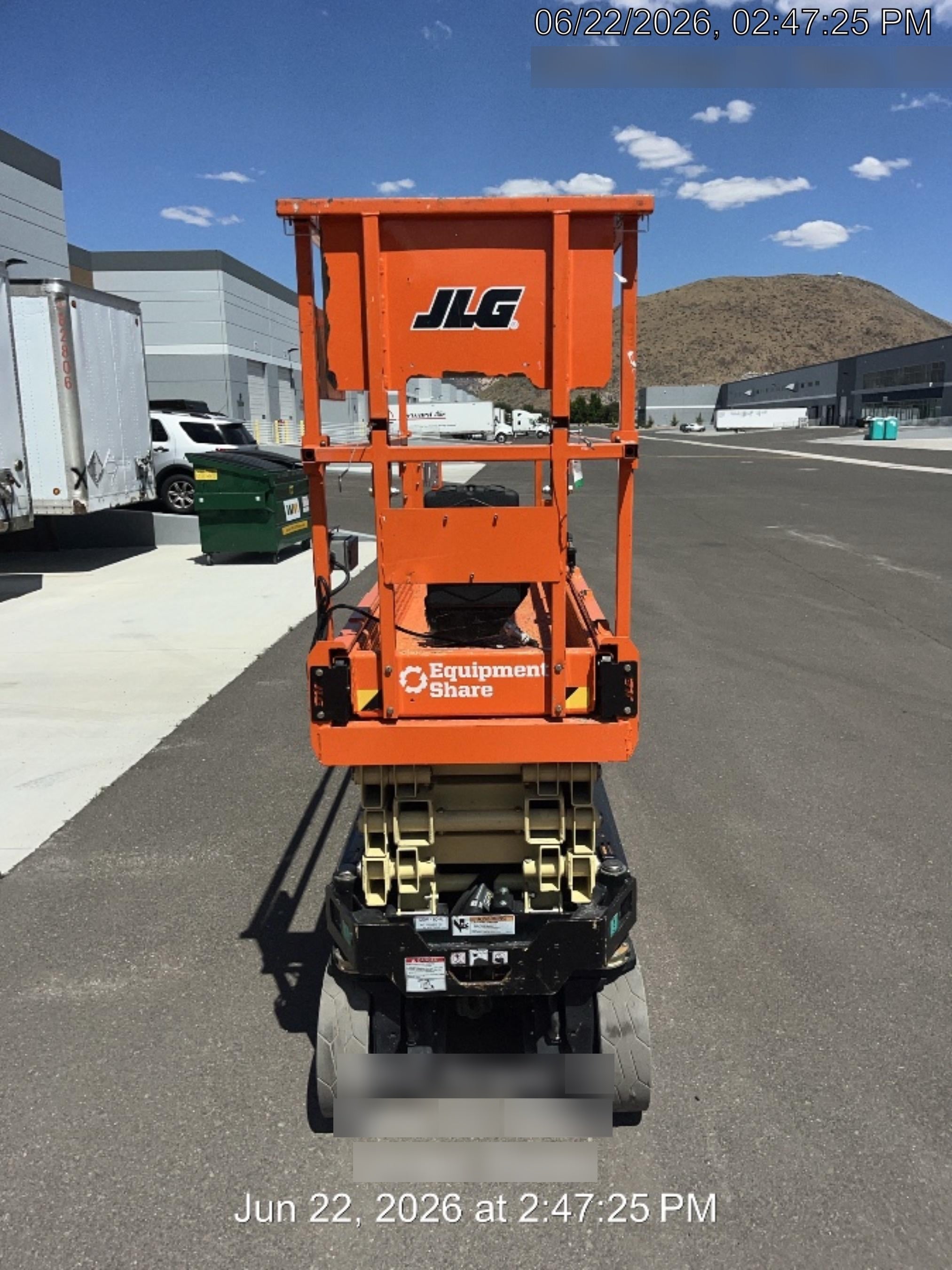 2022 JLG ES2632
