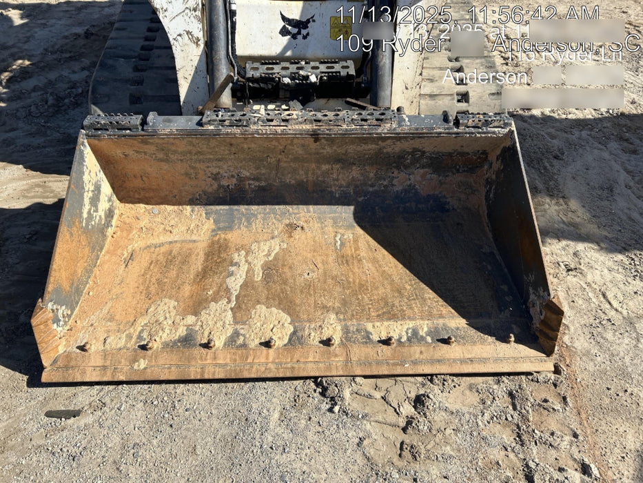 2025 EQUIPMENTSHARE 1006195 - 66" Smooth Bucket, CTL