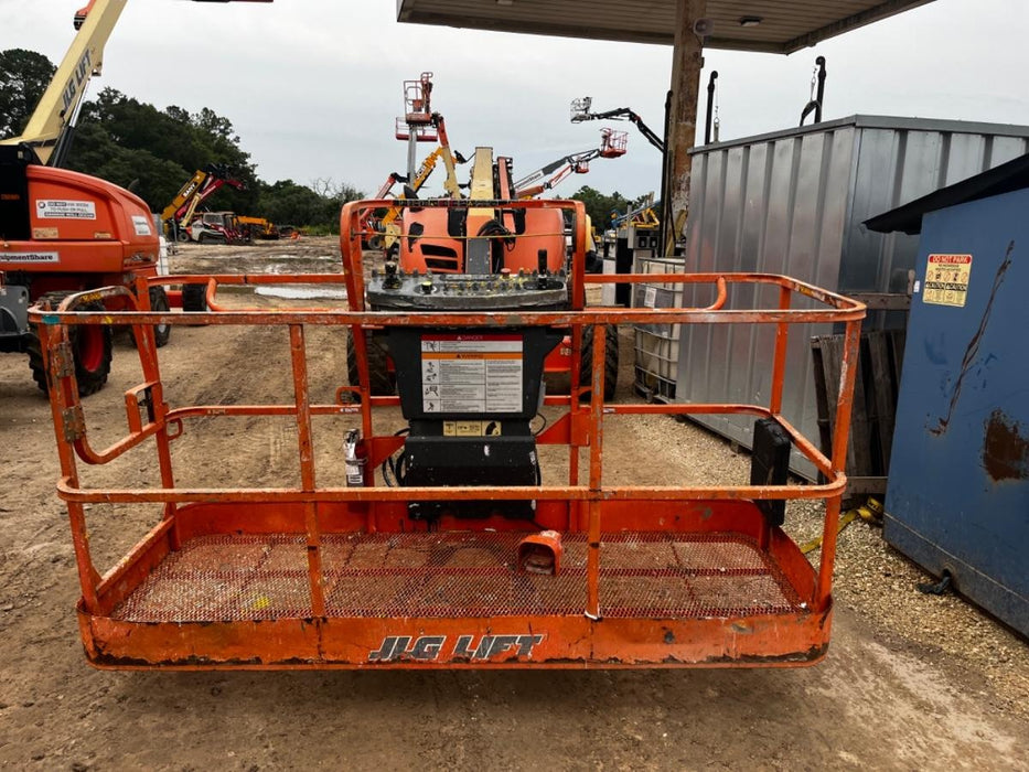 2019 JLG 600AJ