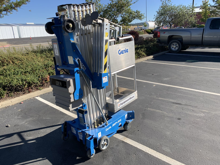 2021 GENIE AWP-30S DC