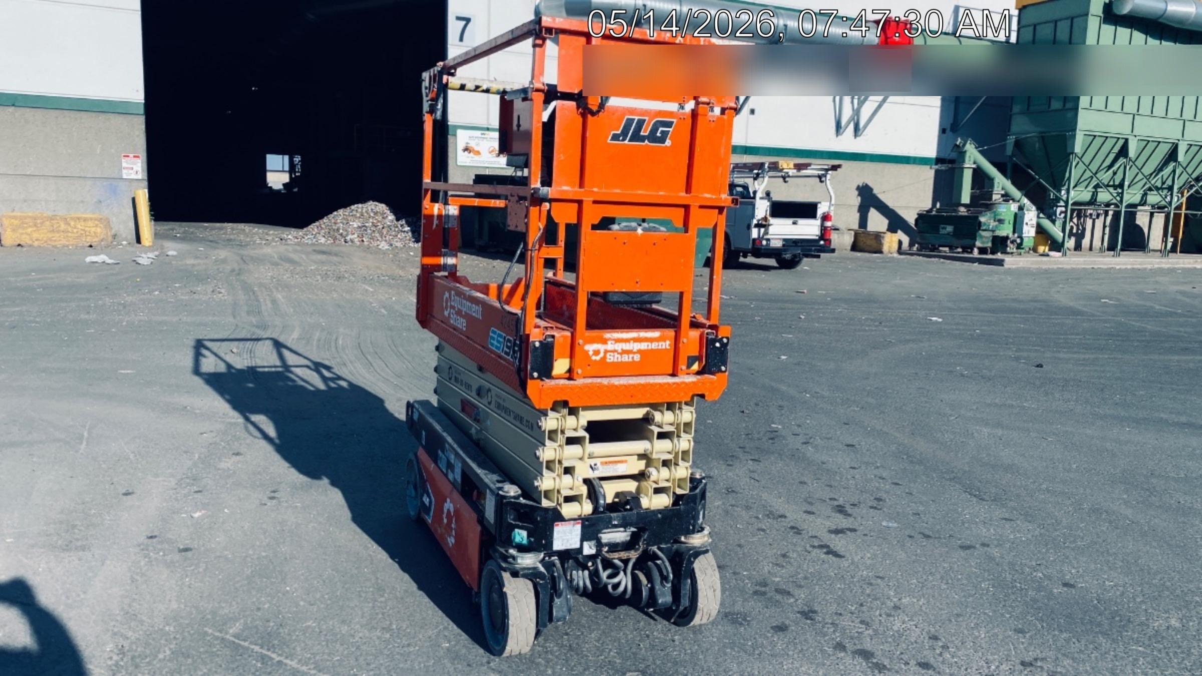 2024 JLG ES1932