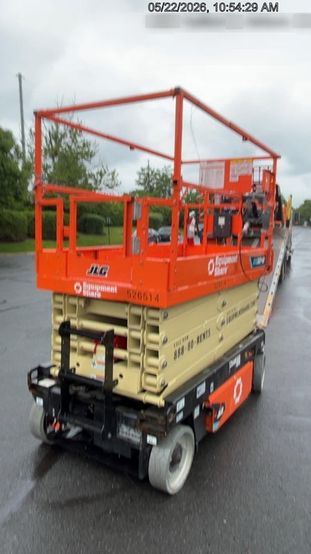 2025 JLG ES3246