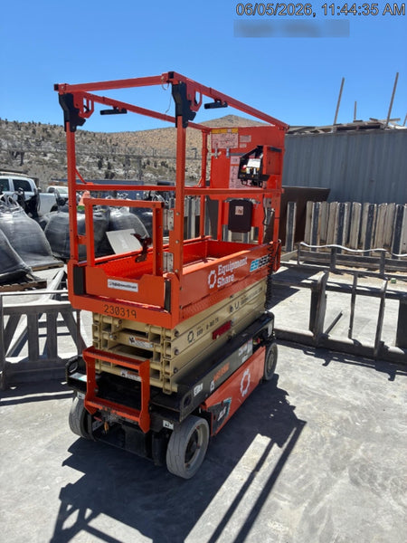 2022 JLG ES1932
