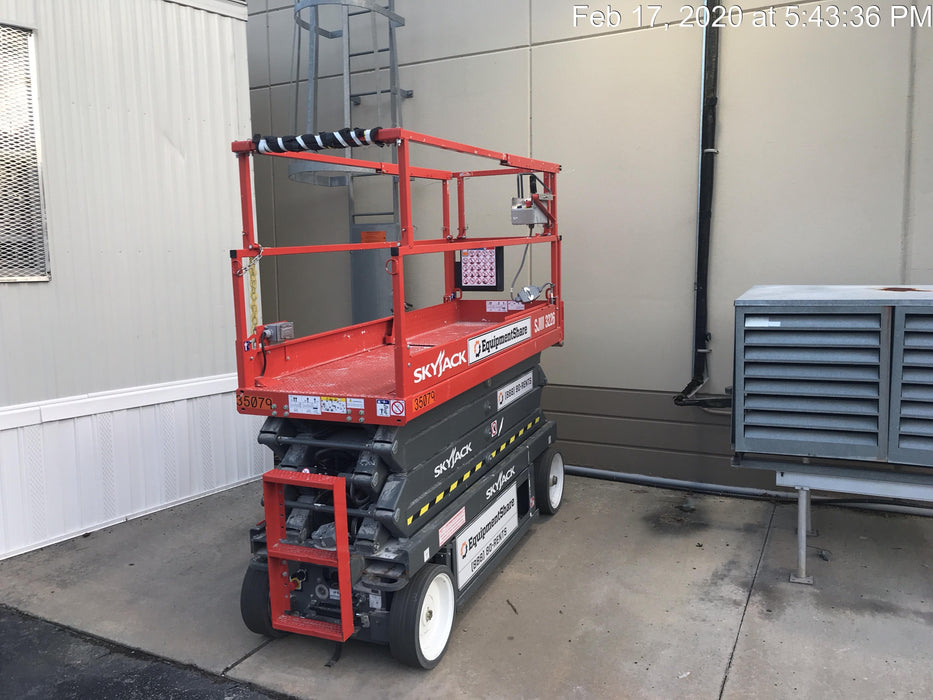 2019 Skyjack SJIII-3226 Standard Options, Trojan Batteries