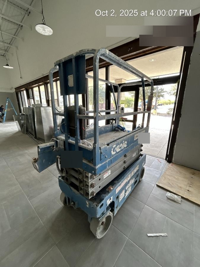 2019 Genie GS-1930 Fixed rails with chain Entry