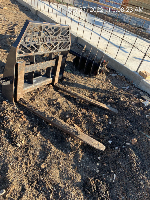 2021 PALADIN 48" Pallet Forks - Paladin