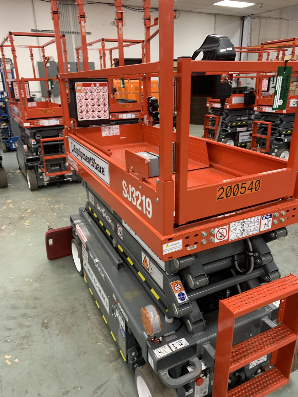 2021 SKYJACK SJ3219