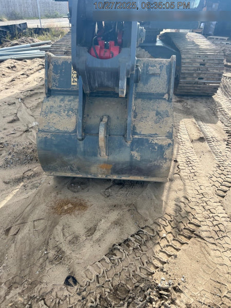 2025 CASE 48" Bucket 56-65K - Case