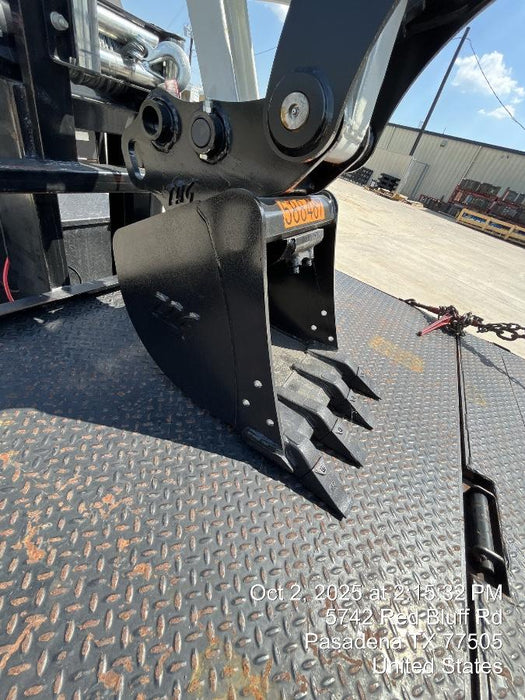 2025 TAKEUCHI 18" HD Bucket - Takeuchi