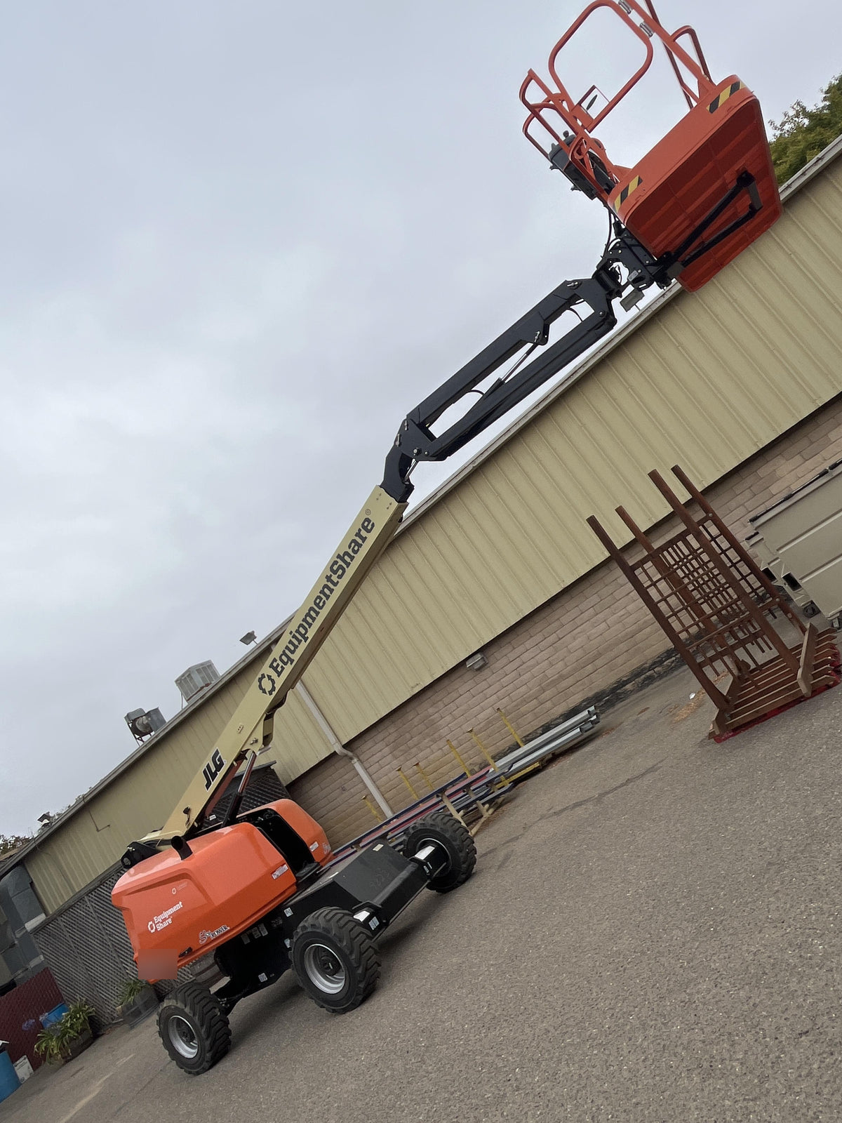 2025 JLG 460SJ