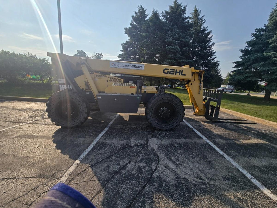 2016 Gehl RS8-44 Standard Rental Specs