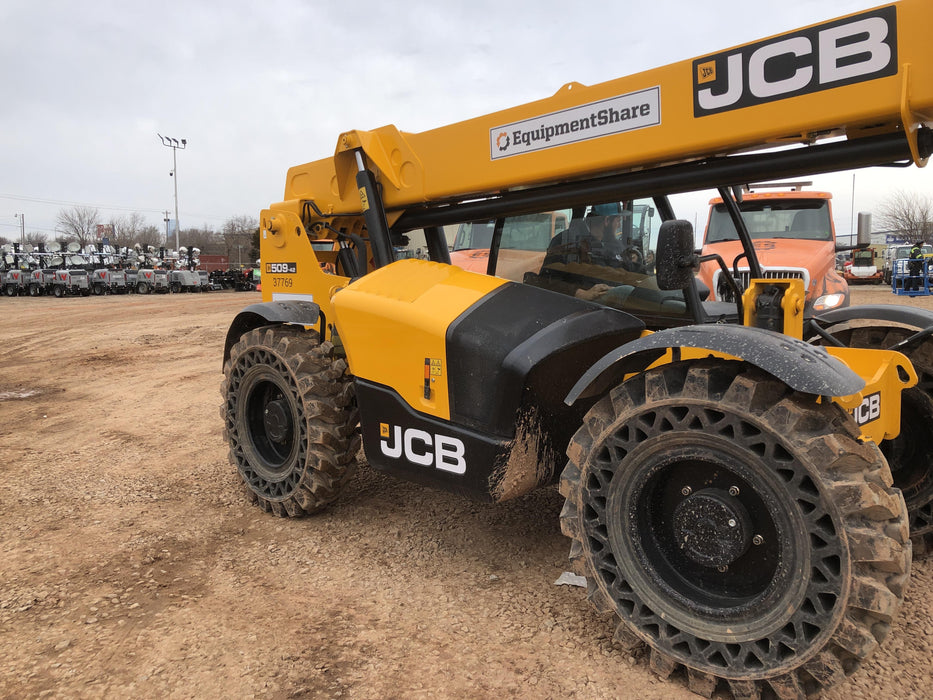 2019 JCB 509-42