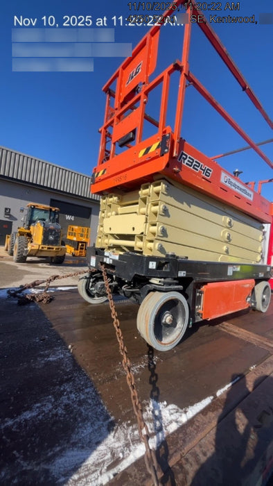 2021 JLG R3246