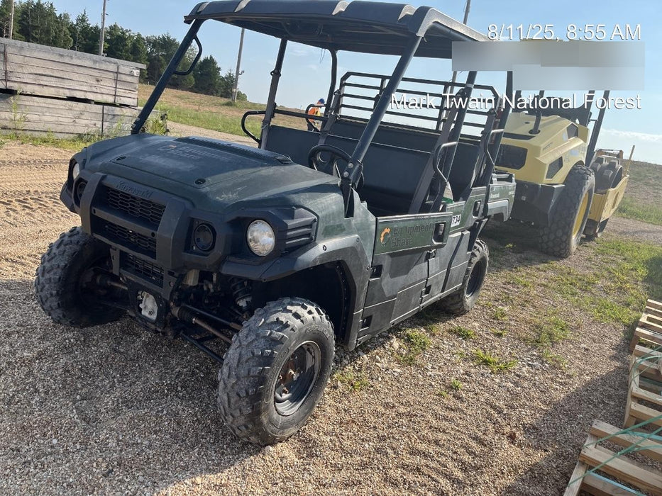 Kawasaki Mule PRO-DXT Standard Options, Backup Alarm, Beacon, Plastic Hard Top, Poly Windshield, Horn Kit