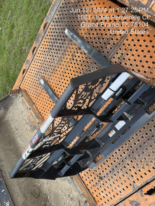 2024 PALADIN 48" Pallet Forks - Paladin