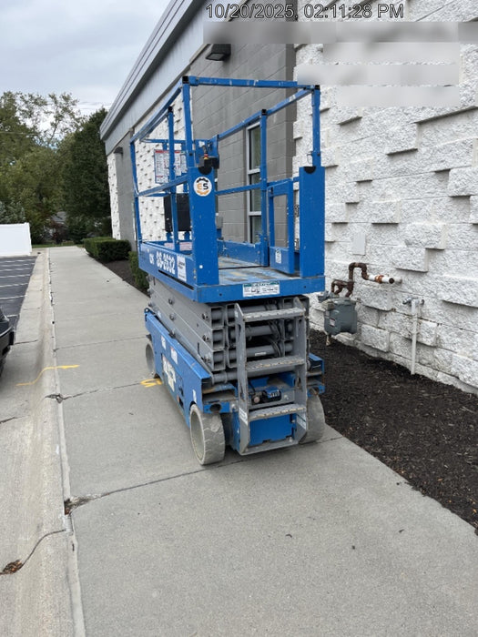 2017 Genie GS-2632 Genie GS2632 Scissor Lift