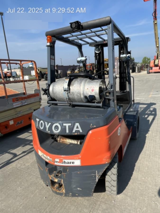 2022 TOYOTA 50-8FGU25