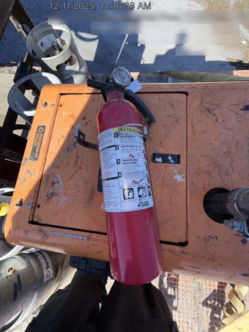 2021 Lincoln Electric Ranger 305 LPG LPG One-Pak (includes undercarriage, tank holder & tank strap) ORANGE