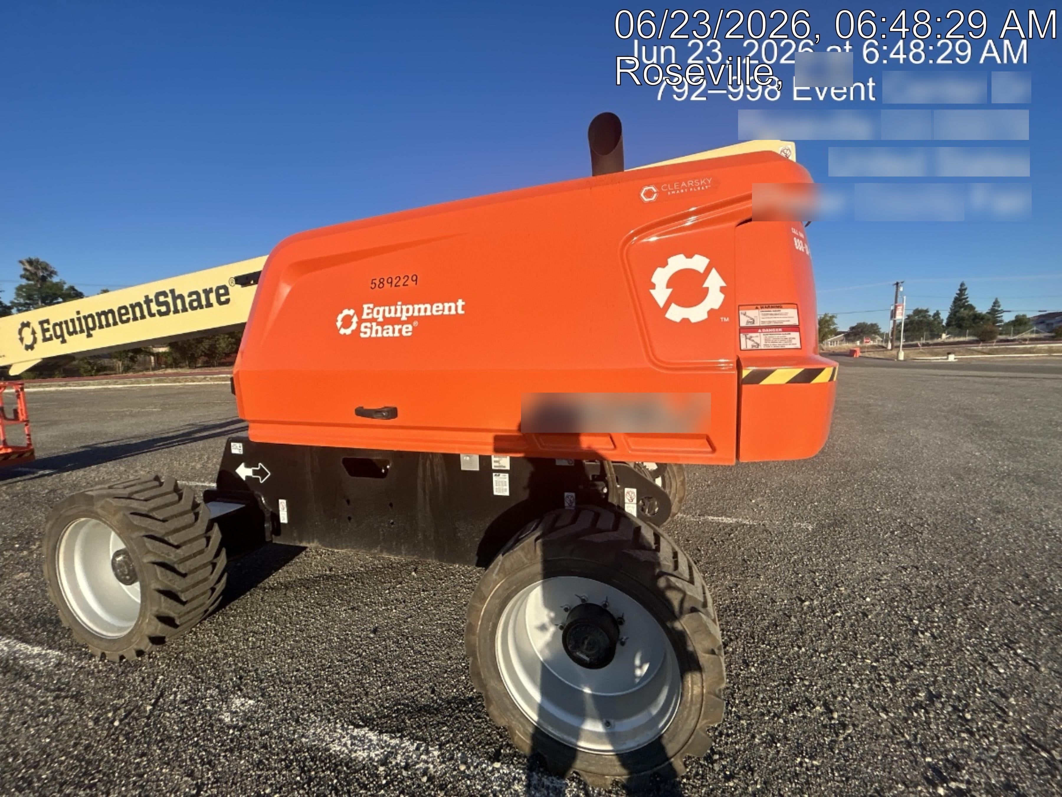 2025 JLG 660SJ