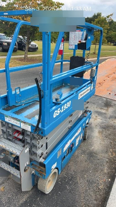 2019 Genie GS-1930 Fixed Rails with Chain Entry