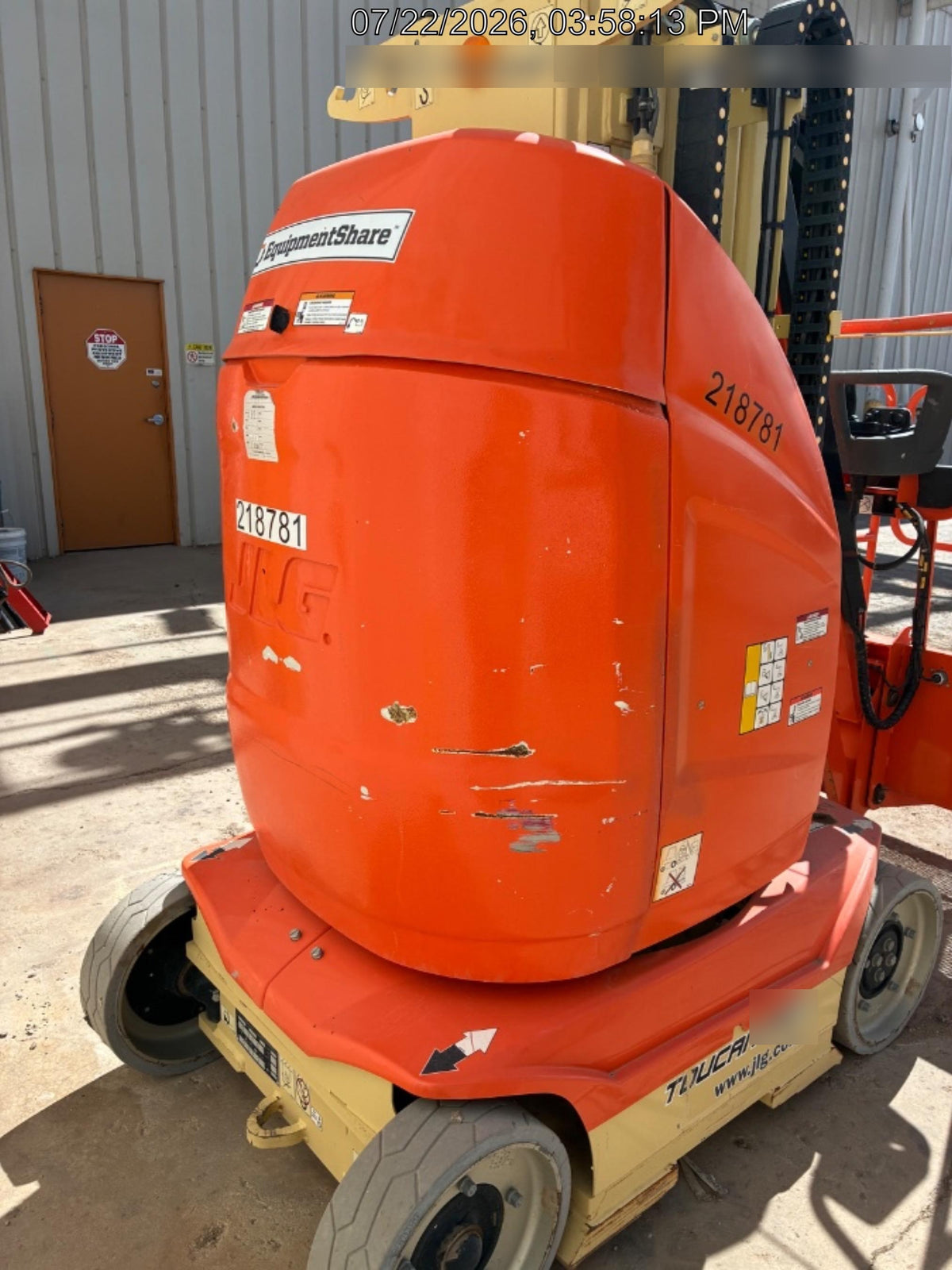 2022 JLG 26E