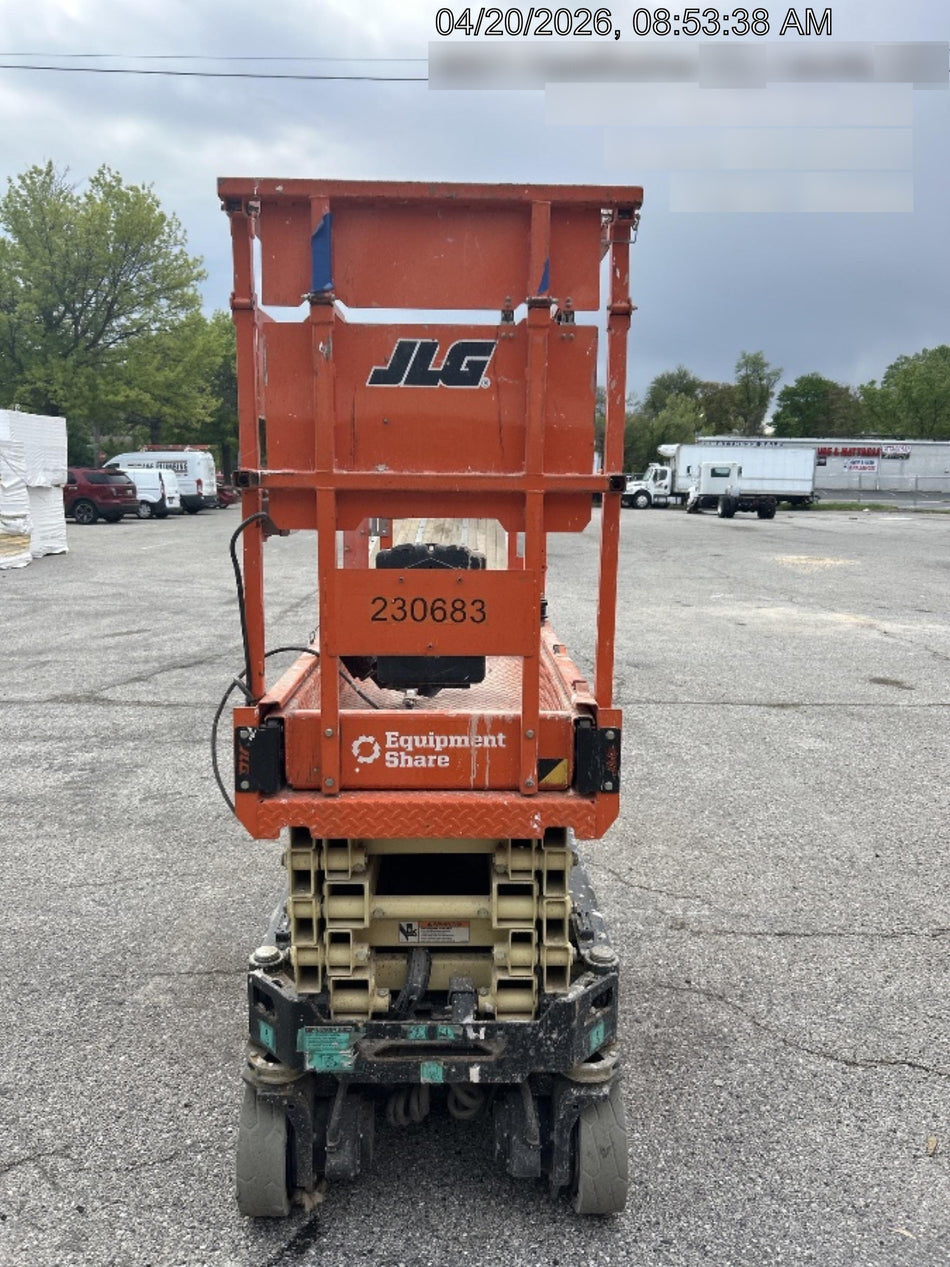 2022 JLG ES1932