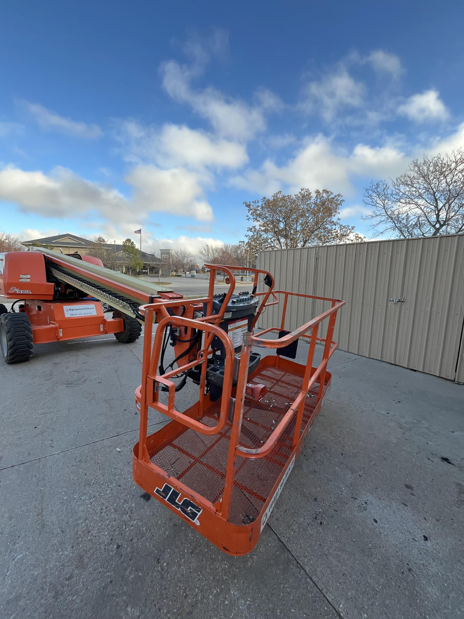 2024 JLG 660SJ