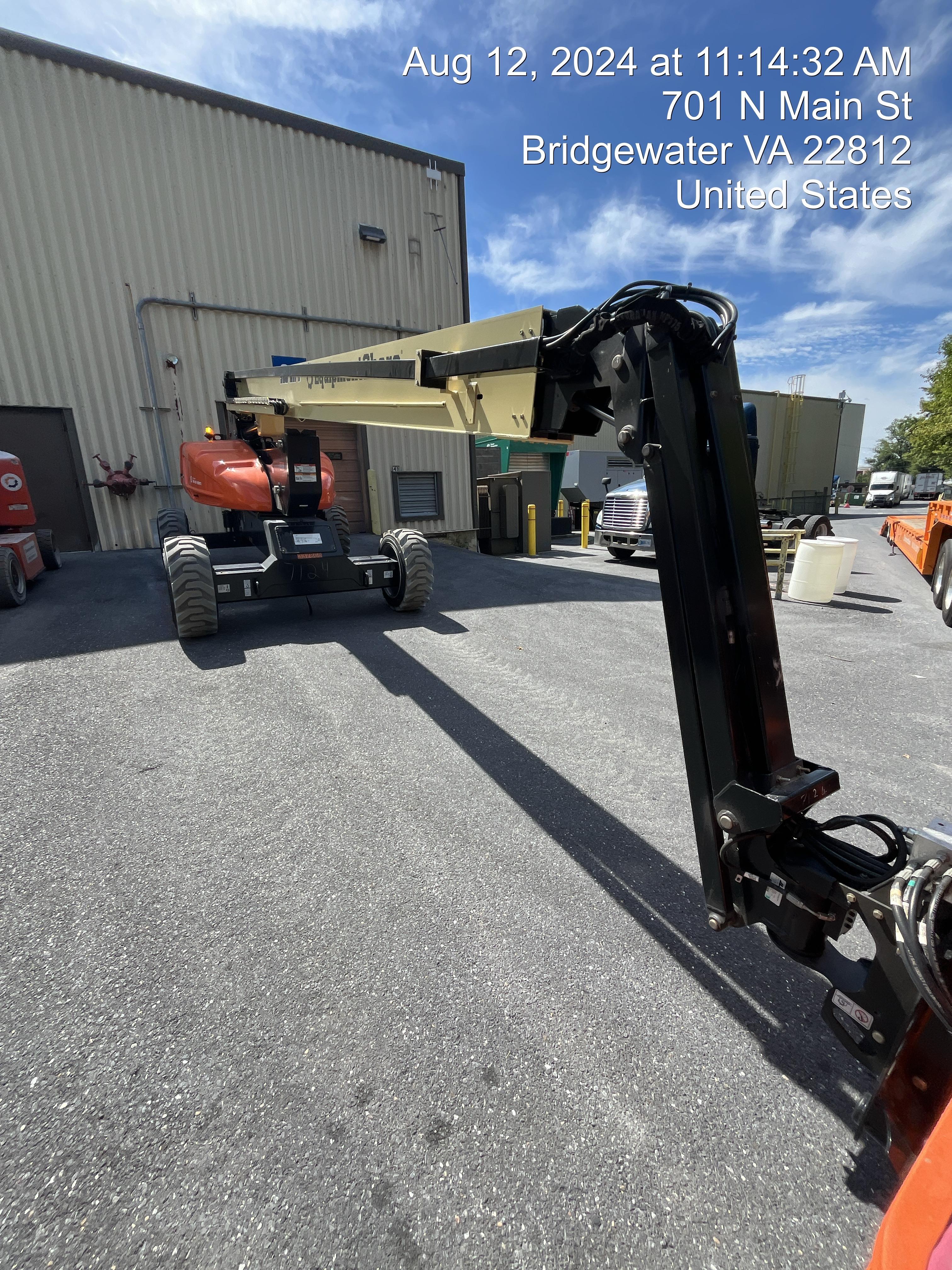 2023 JLG EC600SJ