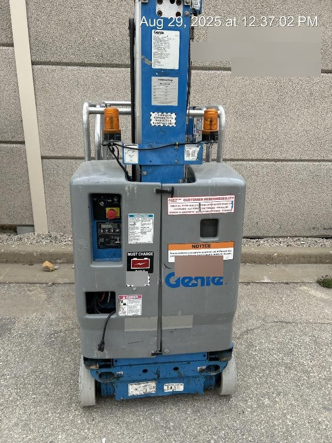 2011 GENIE GR-20