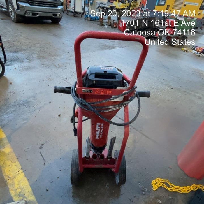 2022 HILTI TE 3000-AVR