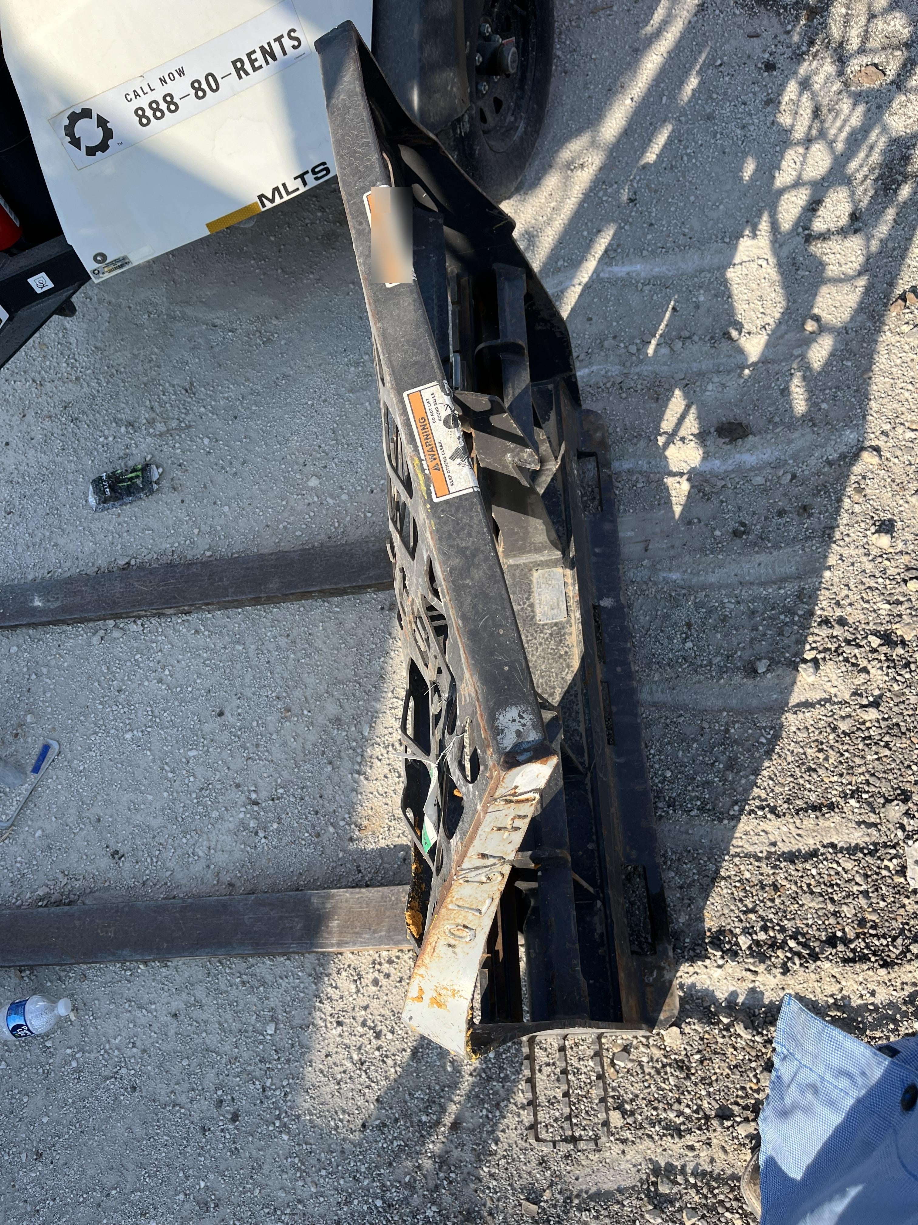 2021 PALADIN 48" Pallet Forks - Paladin