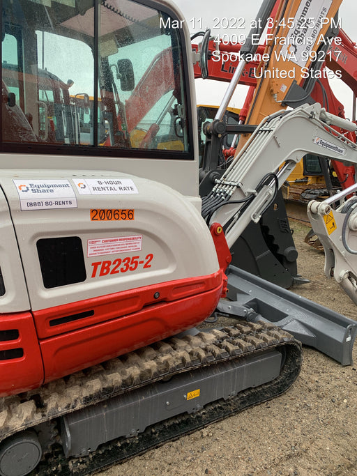 2022 TAKEUCHI TB235-2CR