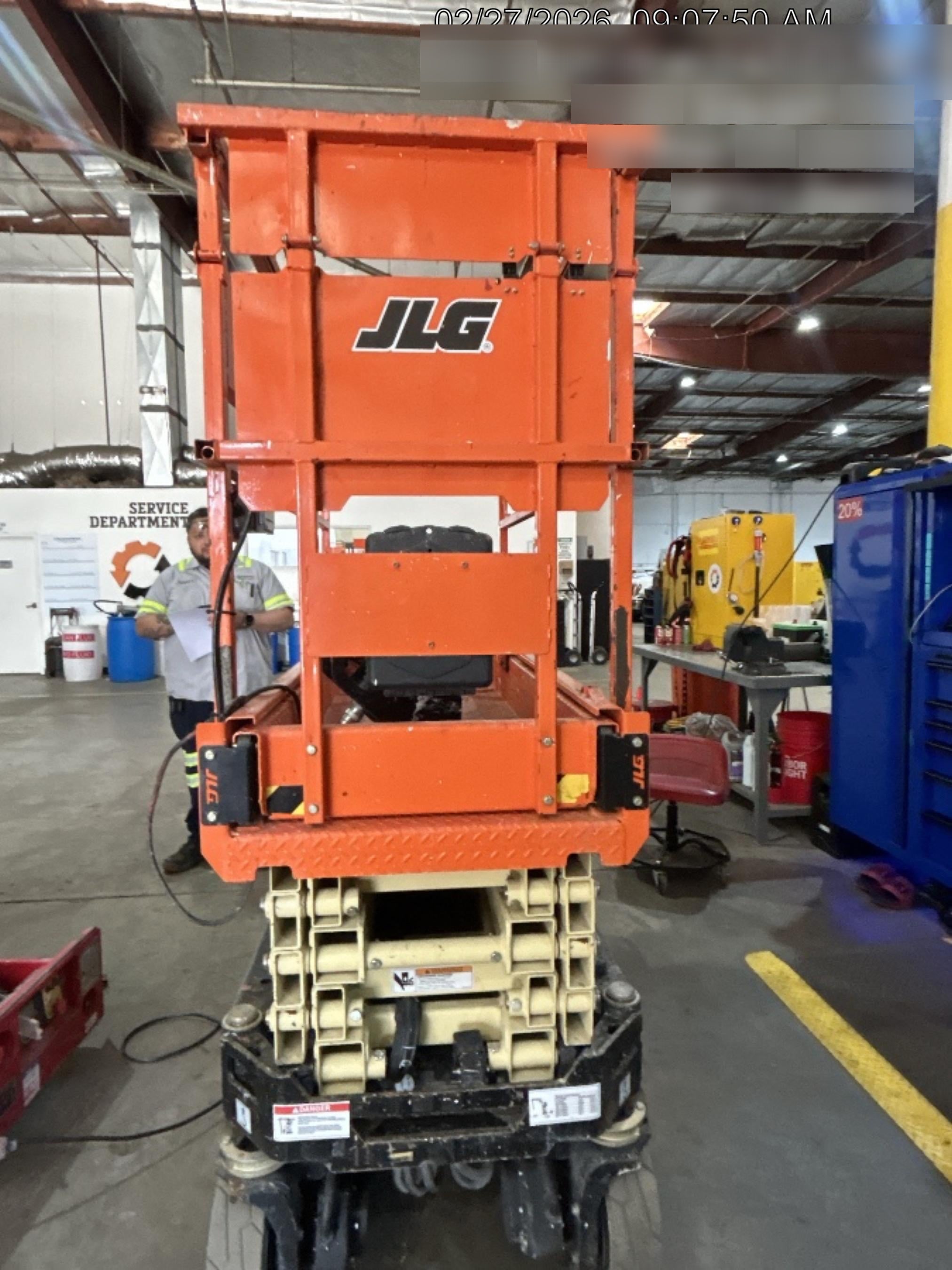 2022 JLG ES1932