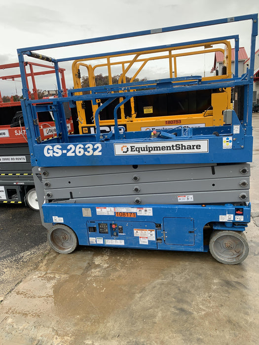 2020 Genie GS-2632 Solid NM Tires, Folding Rails with Half-Height Swing Gate, Beacon