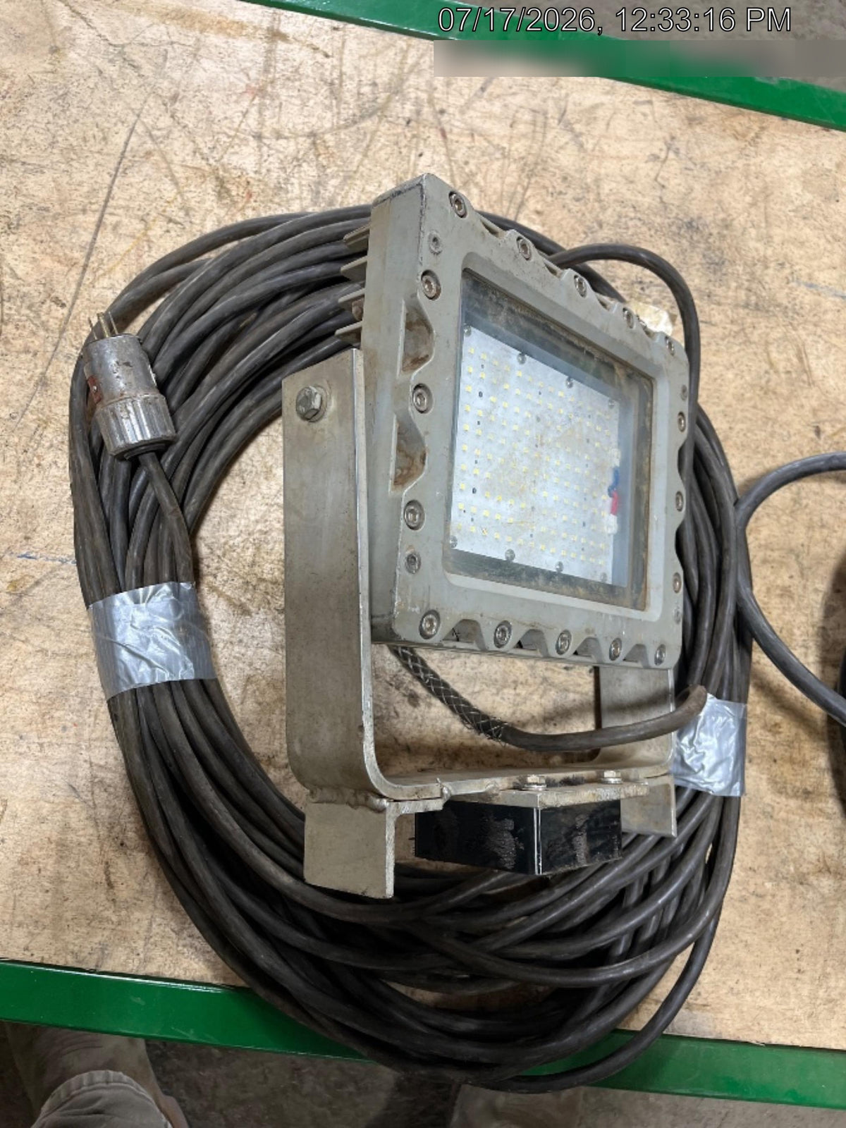 2024 WORKSITE LIGHTING RREXM-60W-M-M