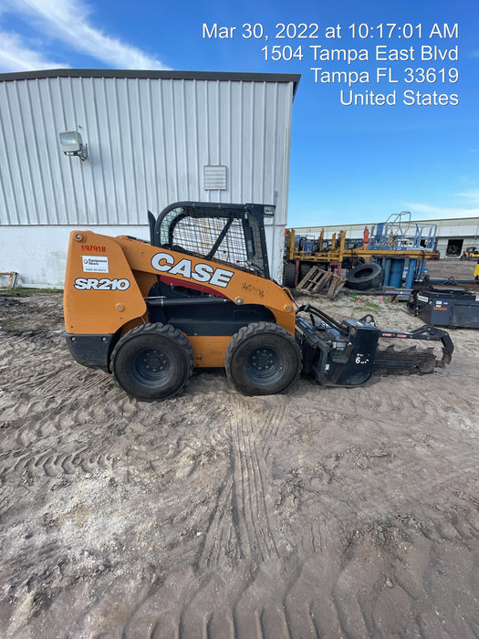 2017 CASE SR210